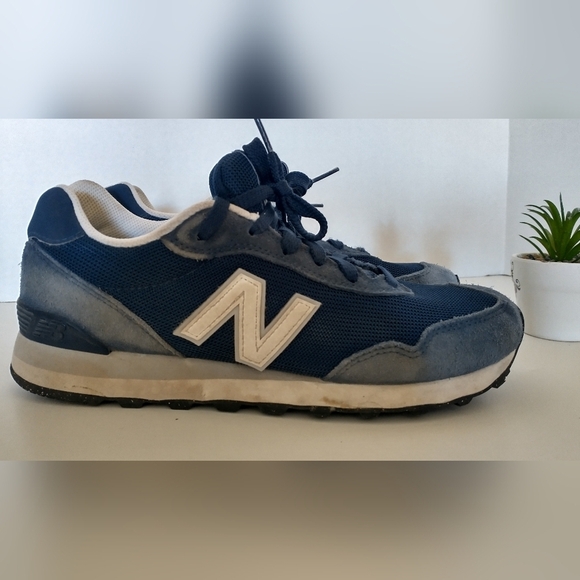 New Balance Athletic Blue Sneakers Mens Cushion Size 8 - Picture 11 of 11